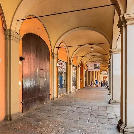 Apartment Casa Degli Archi By Wonderful Italy Bologna